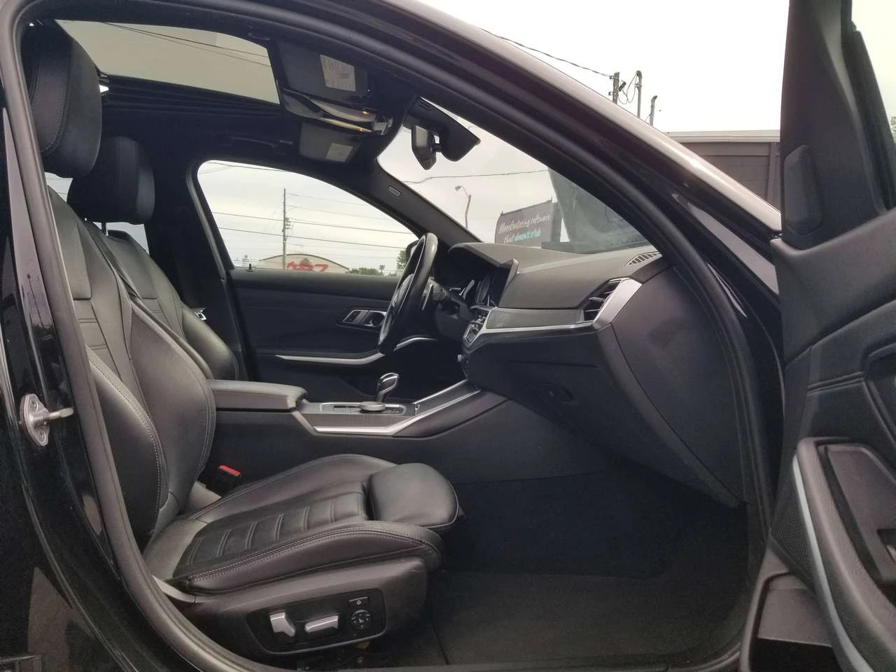 BMW 330 M-SPORT| NAV| CAMERA/SENSORS| WIRE-LESS CHARGER| L | Mobile.bg � ����������� 9