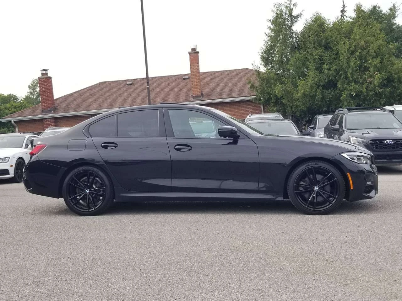 BMW 330 M-SPORT| NAV| CAMERA/SENSORS| WIRE-LESS CHARGER| L | Mobile.bg � ����������� 6