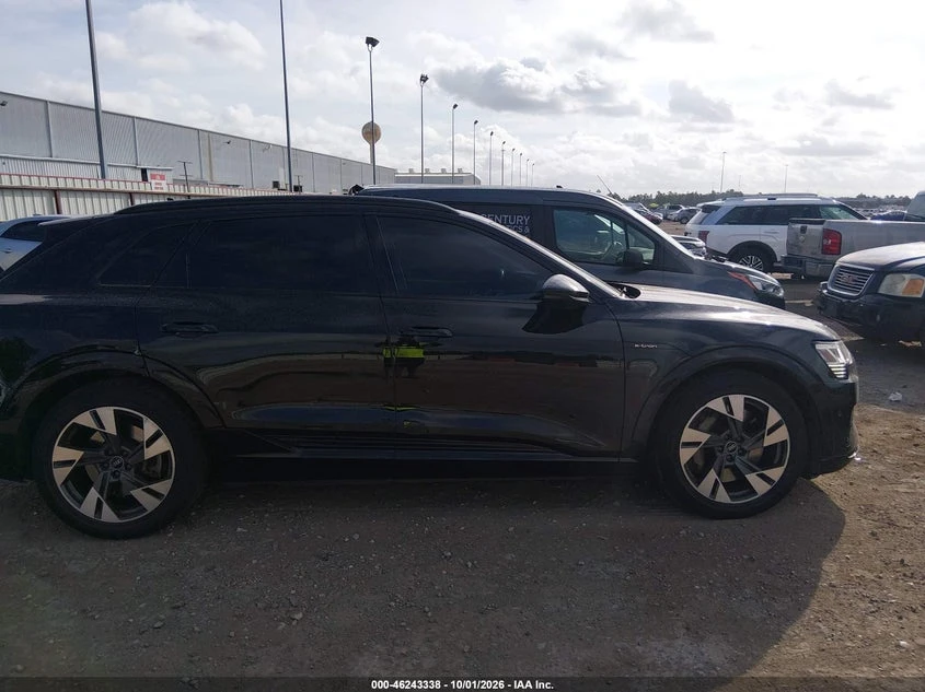 Audi E-Tron Premium Quattro, снимка 13 - Автомобили и джипове - 56618867