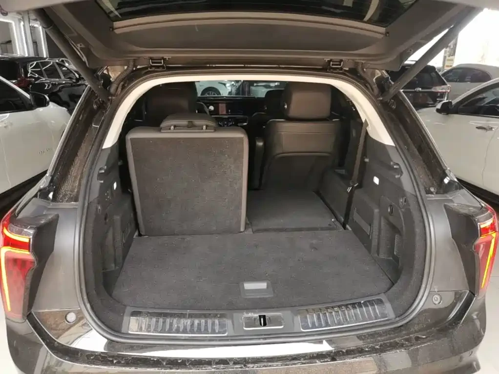 HongQi E-HS9 2022 690km Qi Xiang Edition (6-seater) | Mobile.bg � ����������� 17