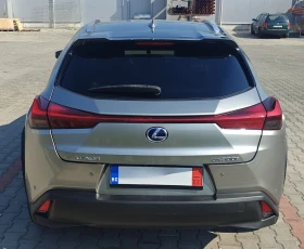 Lexus UX 300e Premium/204hp/55kwh, снимка 6