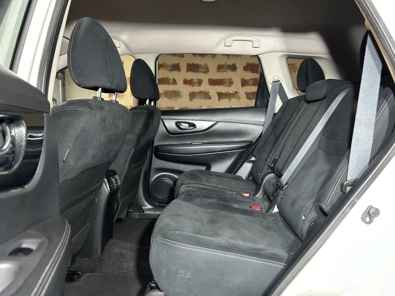 Nissan X-trail 1.6 dCi, снимка 11 - Автомобили и джипове - 46994410