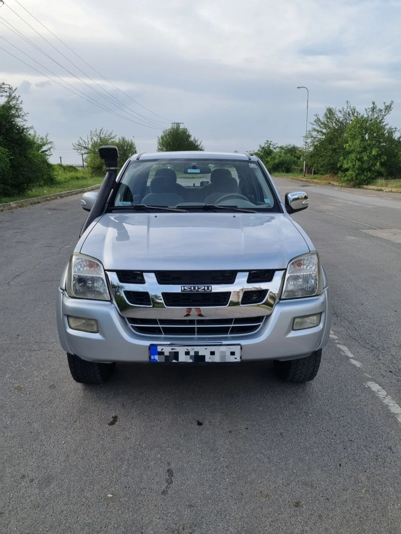 Isuzu D-max 3.0 ТD, снимка 5 - Автомобили и джипове - 47391542