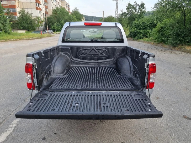 Isuzu D-max 3.0 ТD, снимка 7 - Автомобили и джипове - 47391542