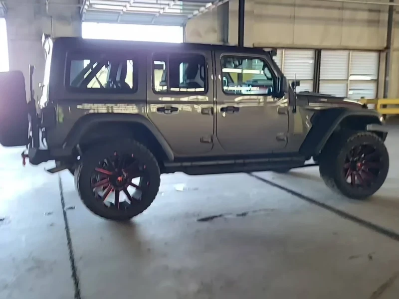 Jeep Wrangler, снимка 4 - Автомобили и джипове - 49367262