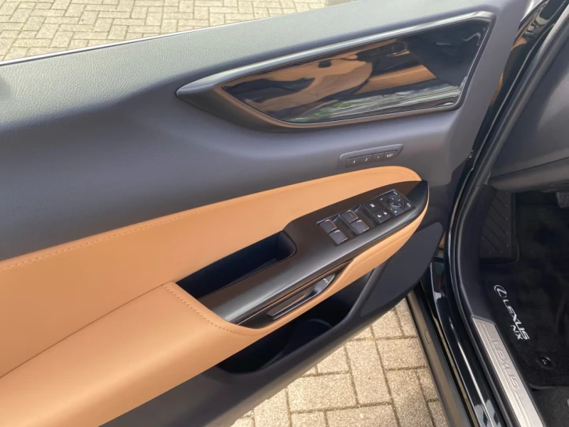 Lexus NX 350h EXECUTIVE-LINE/243HP/HUD/PANO/360/ACC/KLESS/845f, снимка 9 - Автомобили и джипове - 52085650
