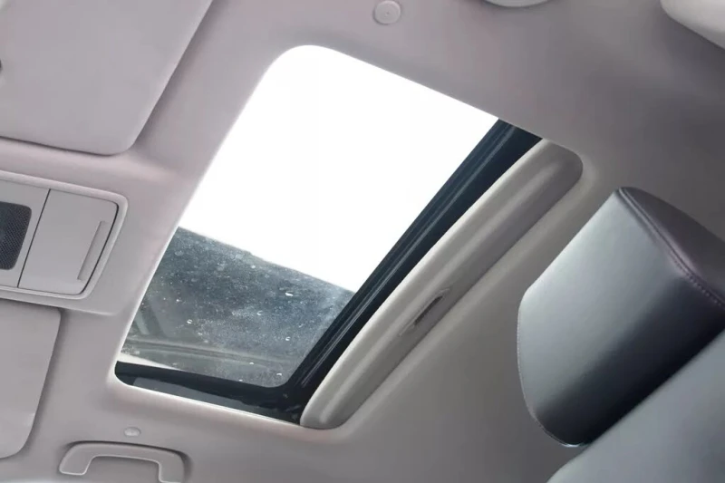 Honda Cr-v EX-L AWD* Distronic* Кожа* Подгрев, снимка 13 - Автомобили и джипове - 52527985