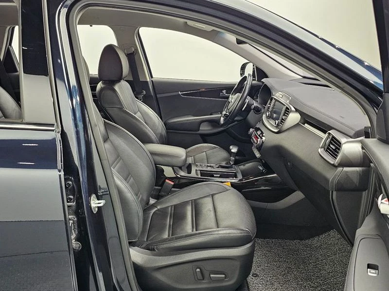 Kia Sorento 2.2 CRDI AWD FULL NOBLESSE SPECIAL, снимка 10 - Автомобили и джипове - 54651481