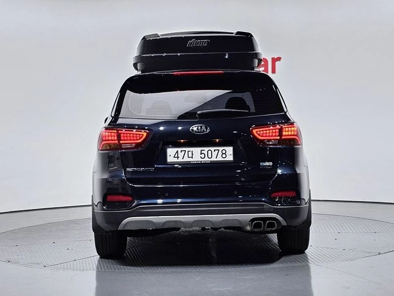 Kia Sorento 2.2 CRDI AWD FULL NOBLESSE SPECIAL, снимка 4 - Автомобили и джипове - 54651481
