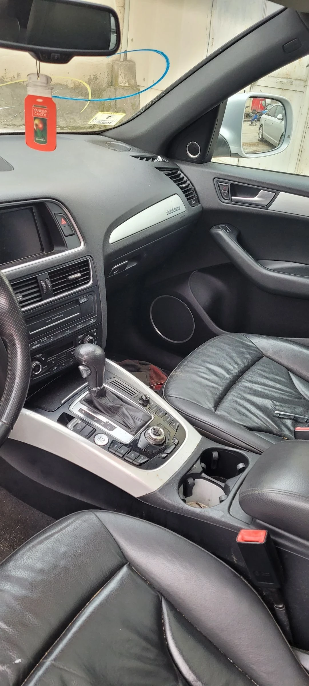 Audi Q5 3.2 FSI - изображение 4