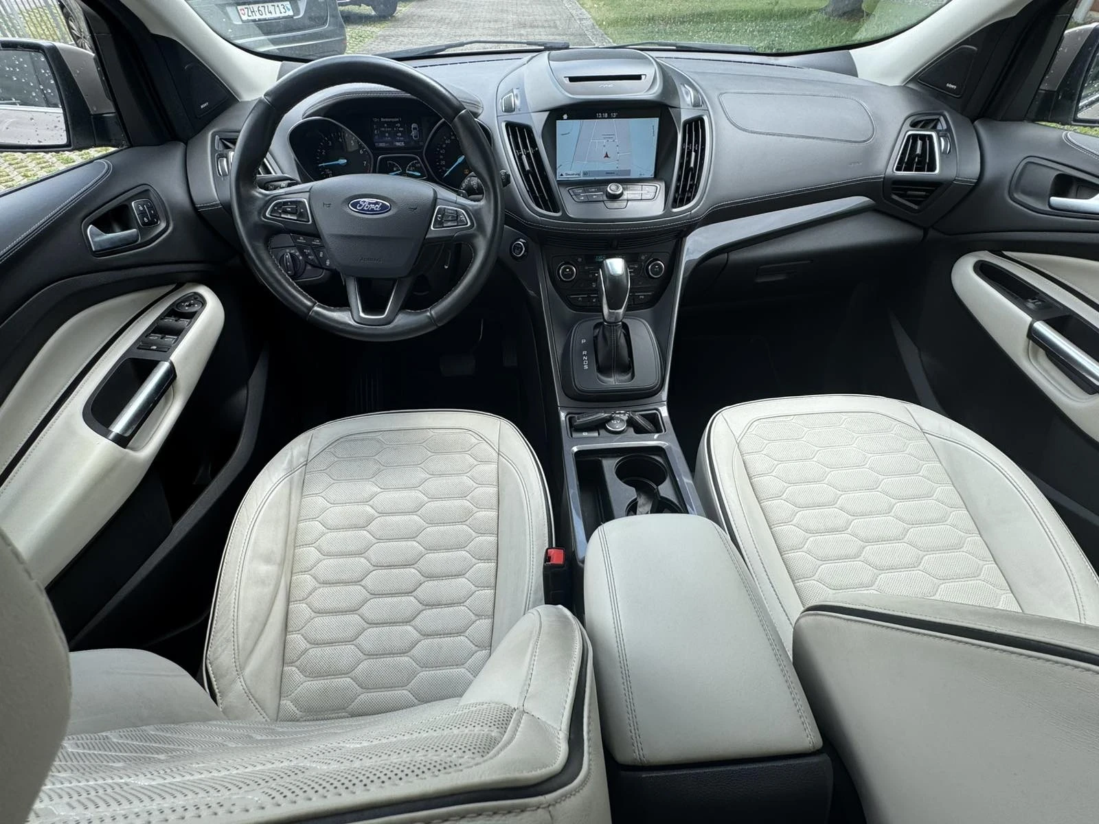 Ford Kuga 1.5 SCTI VIGNALE 4WD Automat - изображение 8