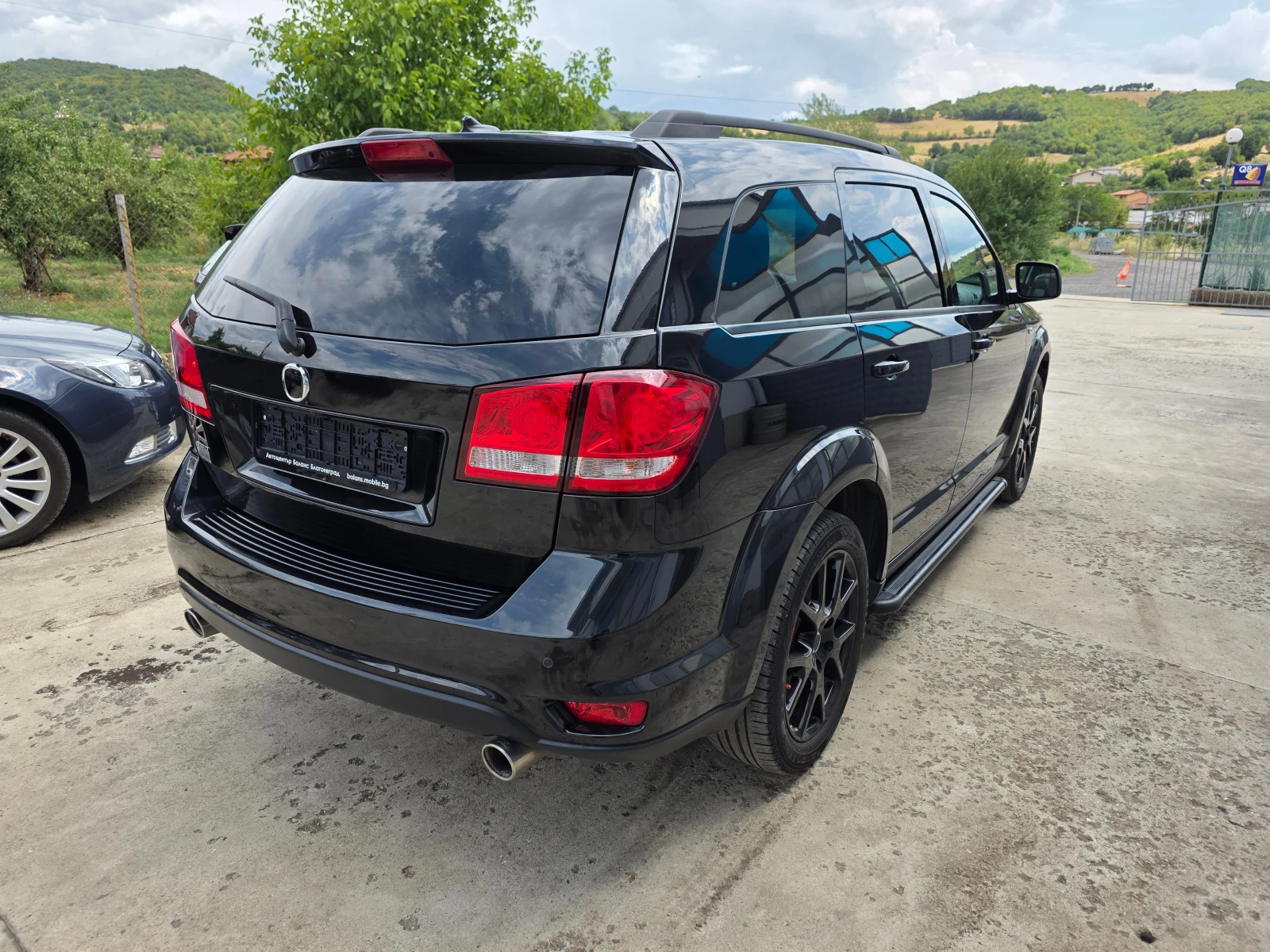 Fiat Freemont 2.0d 4x4 BLACK CODE EDITION - изображение 6