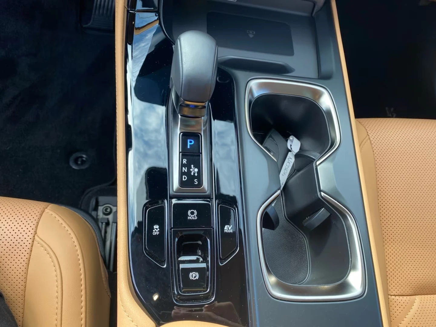 Lexus NX 350h EXECUTIVE-LINE/243HP/HUD/PANO/360/ACC/KLESS/845f | Mobile.bg   11