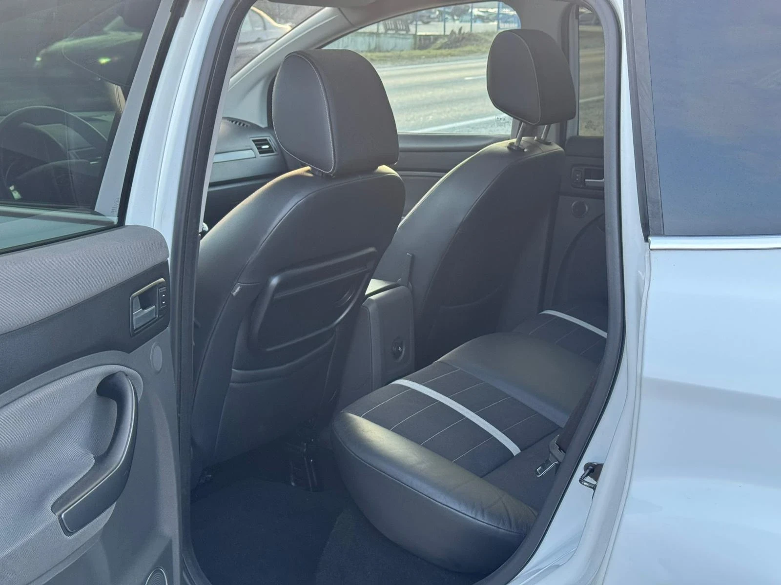 Ford Kuga 2.0 TDCI LIZING 4x4 - изображение 10