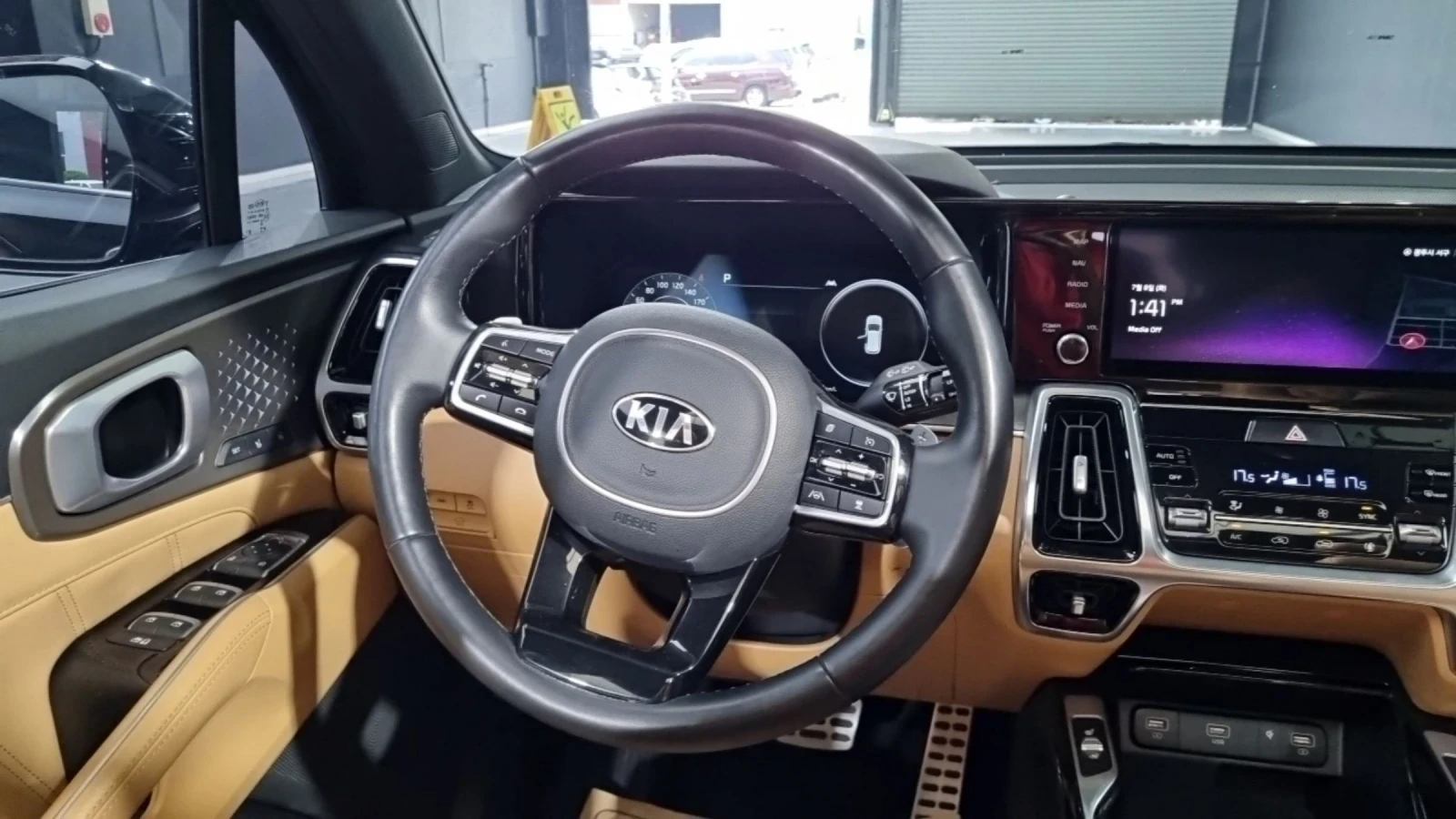 Kia Sorento PLATINUM/2.2D/4WD/8AT/����/Digital Cockpit/HEAD UP | Mobile.bg � ����������� 9