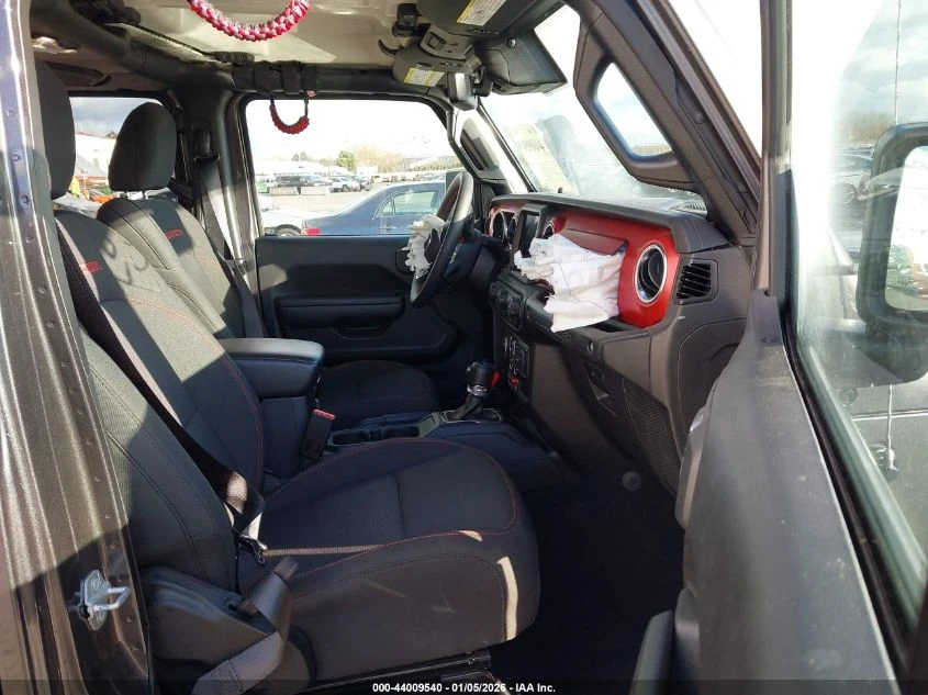 Jeep Wrangler 3.6l 4-Door Rubicon 4X4 - изображение 5