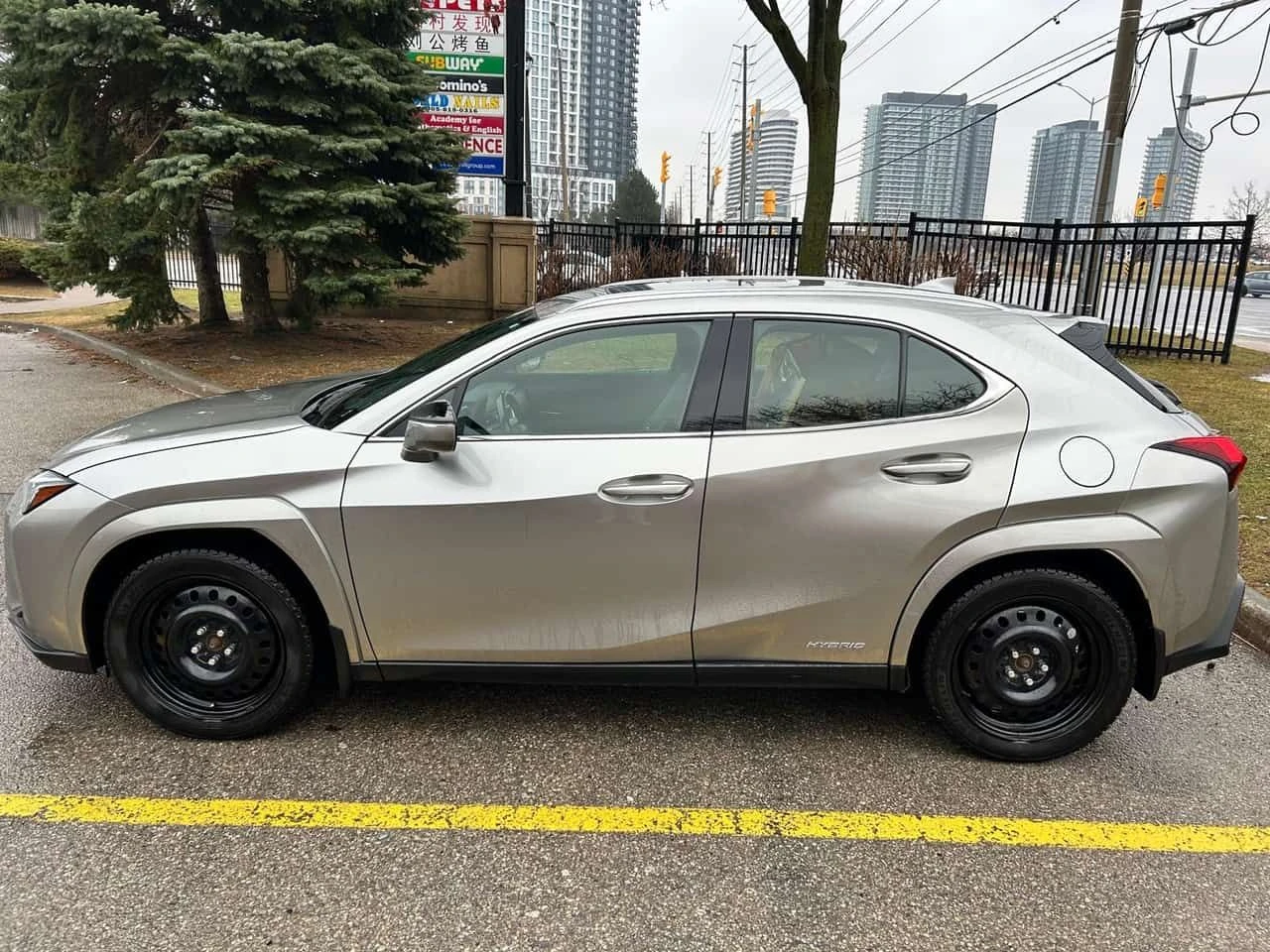 Lexus UX 250h  * CARFAX * ОБДУХВАНЕ * ПАМЕТ * ПОДГРЕВ * NAVI, снимка 2 - Автомобили и джипове - 53966481