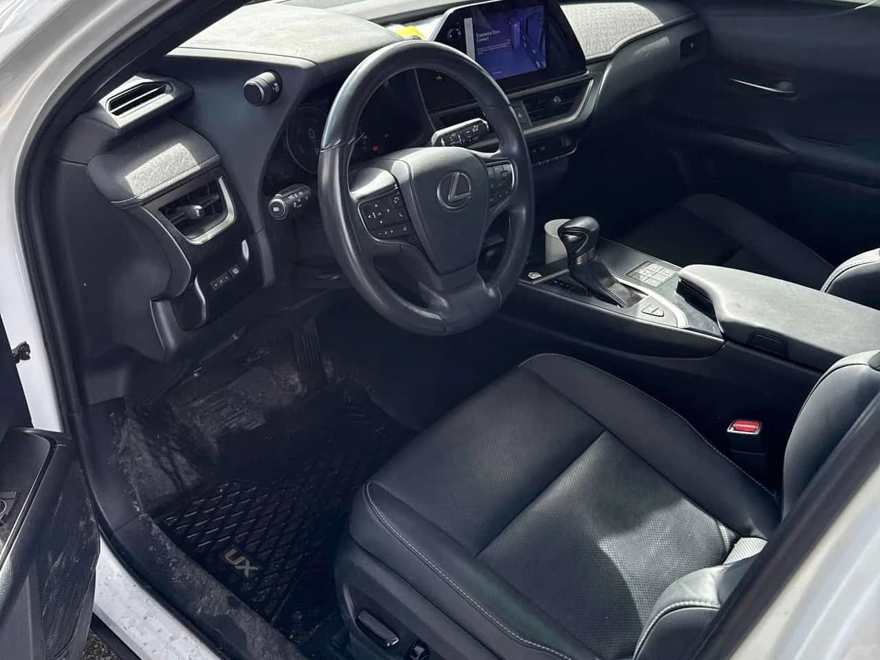 Lexus UX 250h  CARFAX, снимка 5 - Автомобили и джипове - 54148565