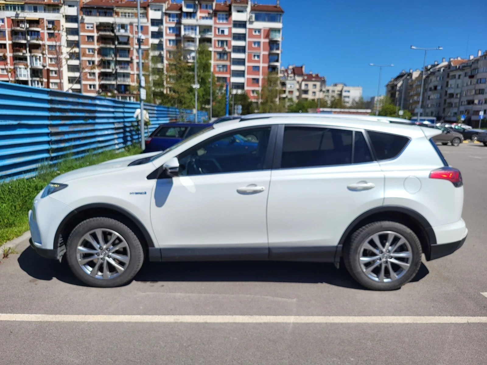 Toyota Rav4, снимка 3 - Автомобили и джипове - 54326154