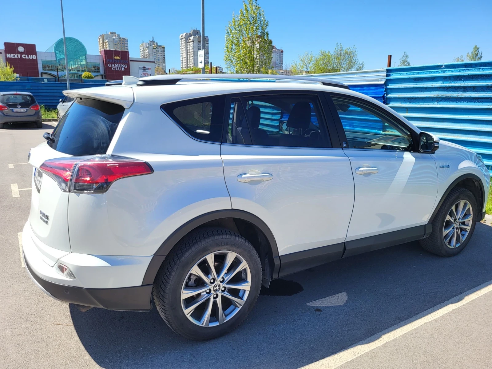 Toyota Rav4, снимка 6 - Автомобили и джипове - 54326154