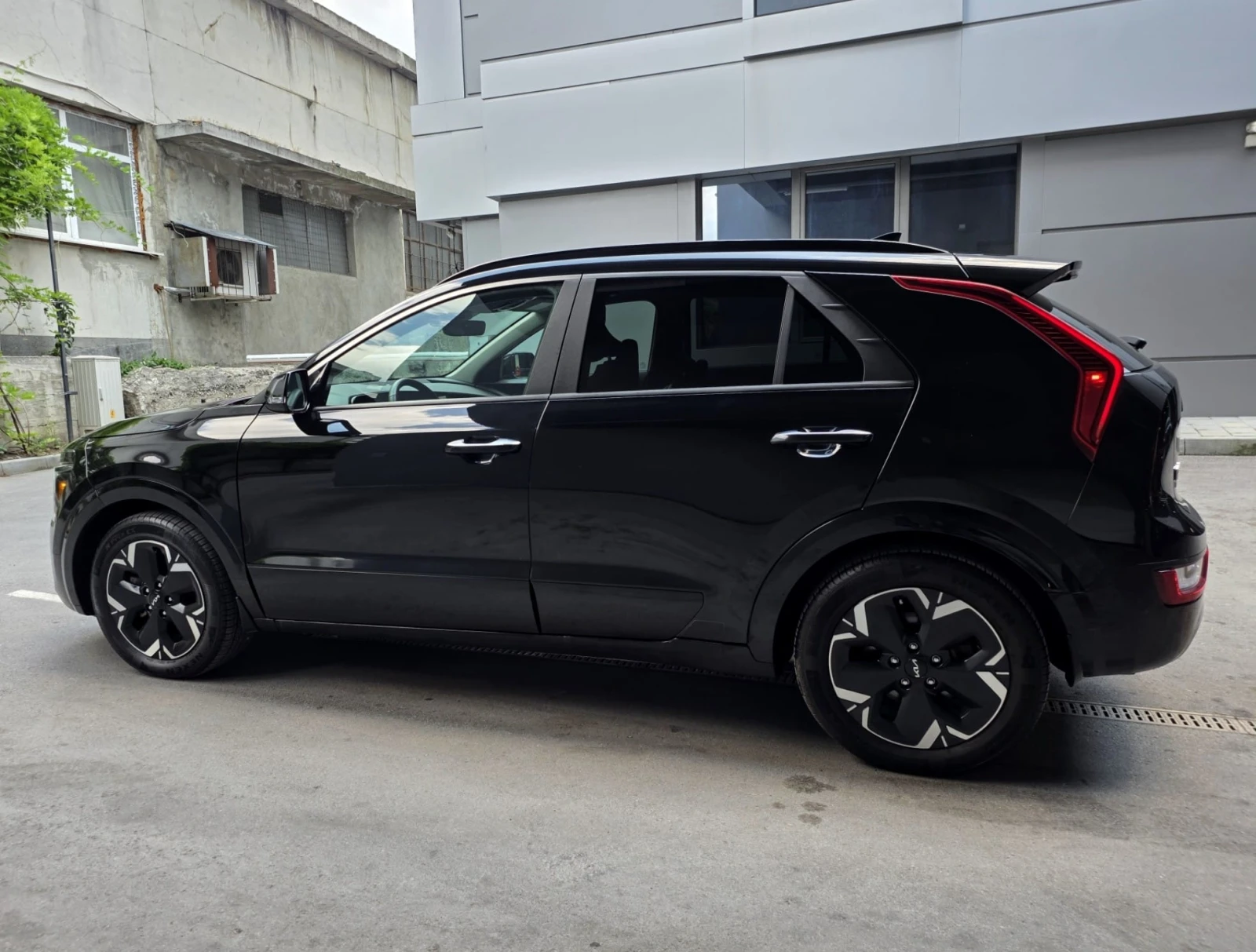 Kia Niro Limited - Head-Up - Кожа - Обдухване - 100 SOH, снимка 4 - Автомобили и джипове - 55169043