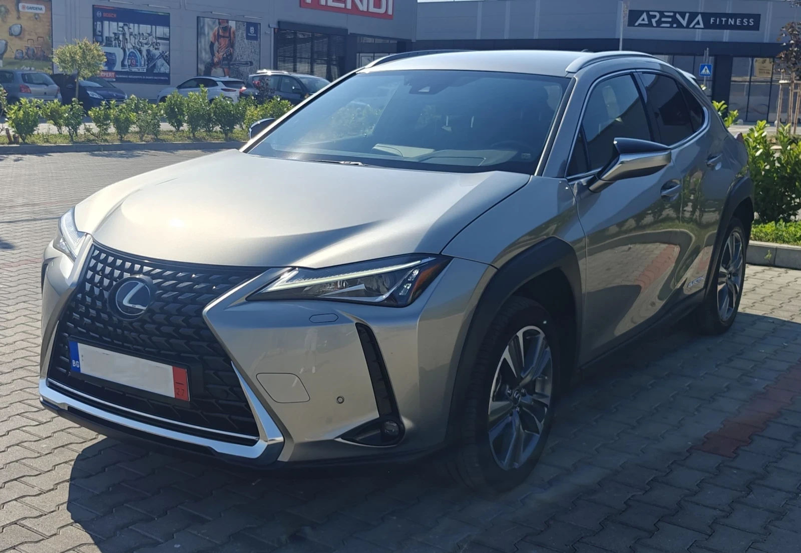 Lexus UX 300e Premium/204hp/55kwh, снимка 3 - Автомобили и джипове - 55838743