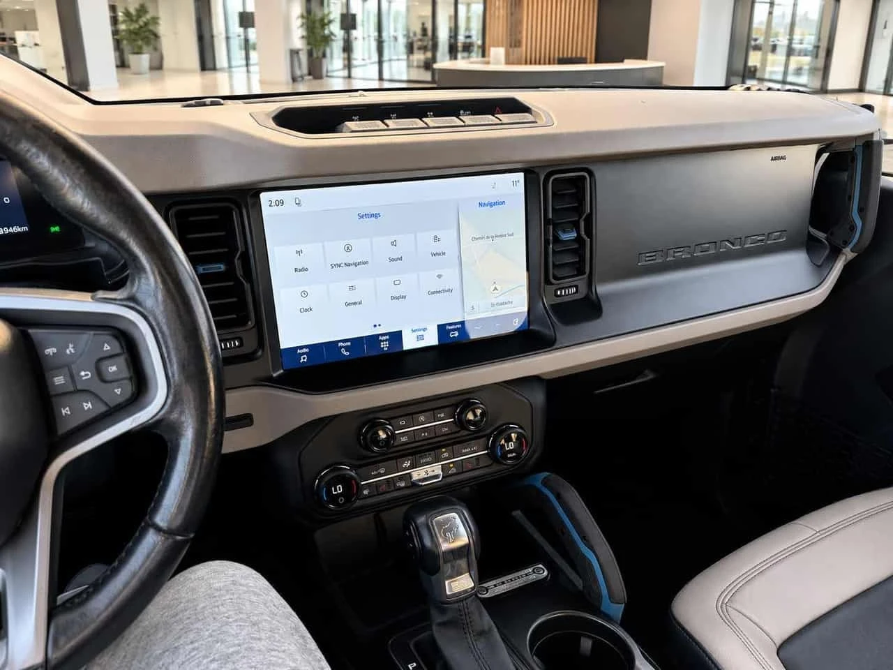 Ford Bronco * Wildtrak  4x4 * CARFAX *  ������� * KEYLESS | Mobile.bg � ����������� 15