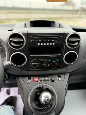 Peugeot Partner 1.6E-HDI* MAXI XXL* КАТО НОВ* РЕГИСТРИРАН* ОБСЛУЖЕ | Auto.bg — изображение 12