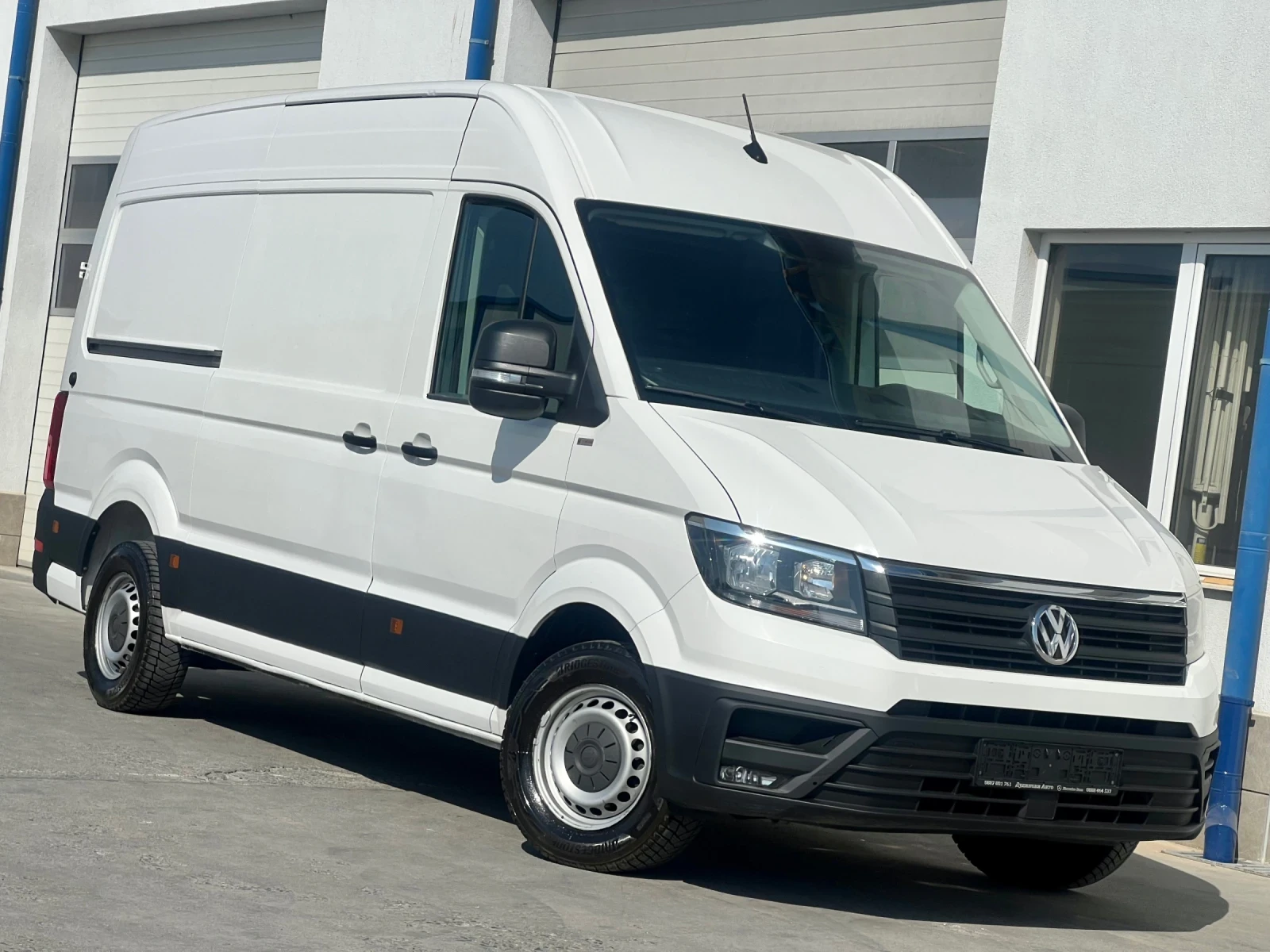VW Crafter 3 броя / Климатроник / Оригинален вид  | Auto.bg — изображение 1