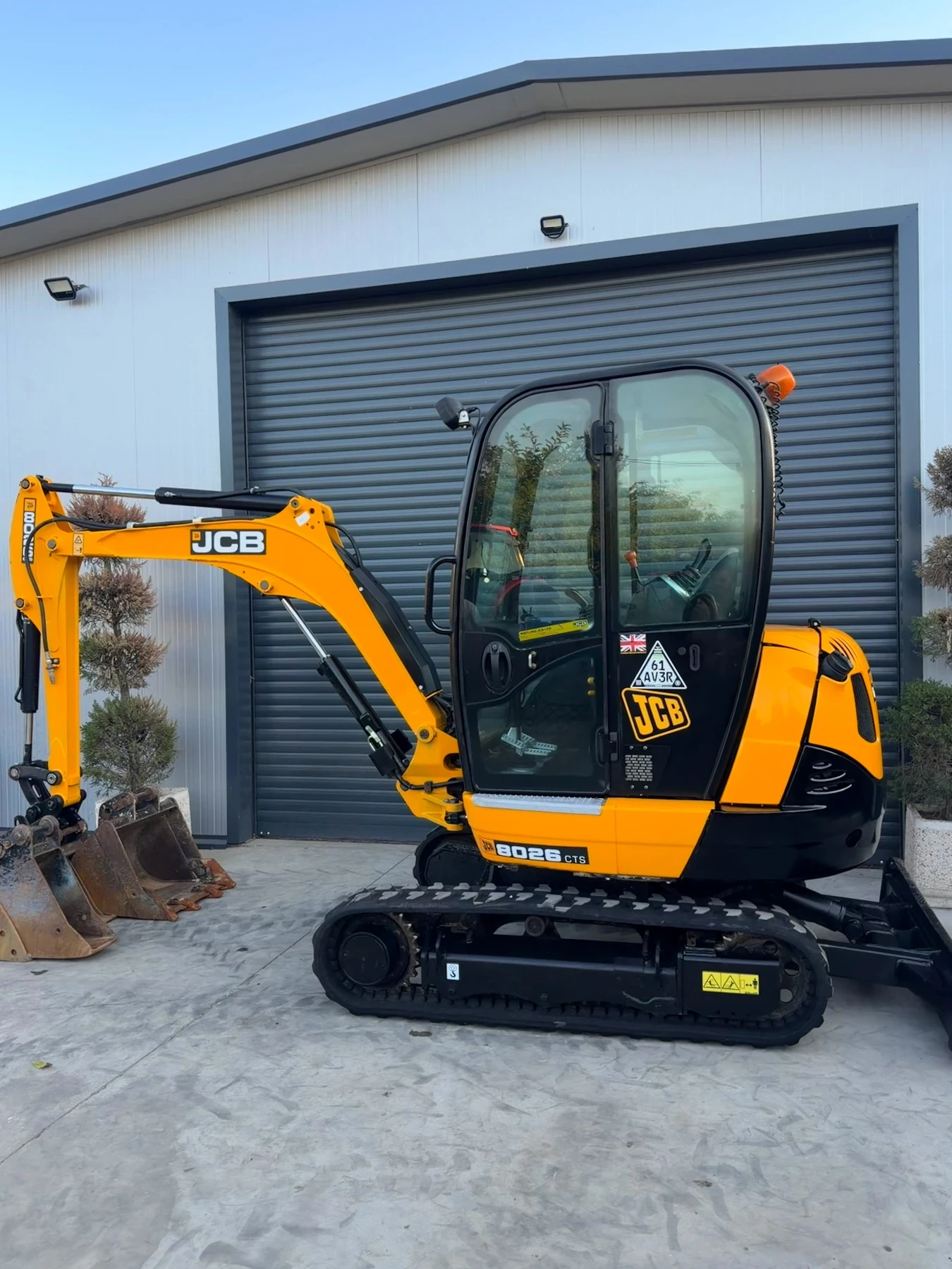 Багер JCB 8026 2.9т Перфектен, снимка 9 - Индустриална техника - 56298379