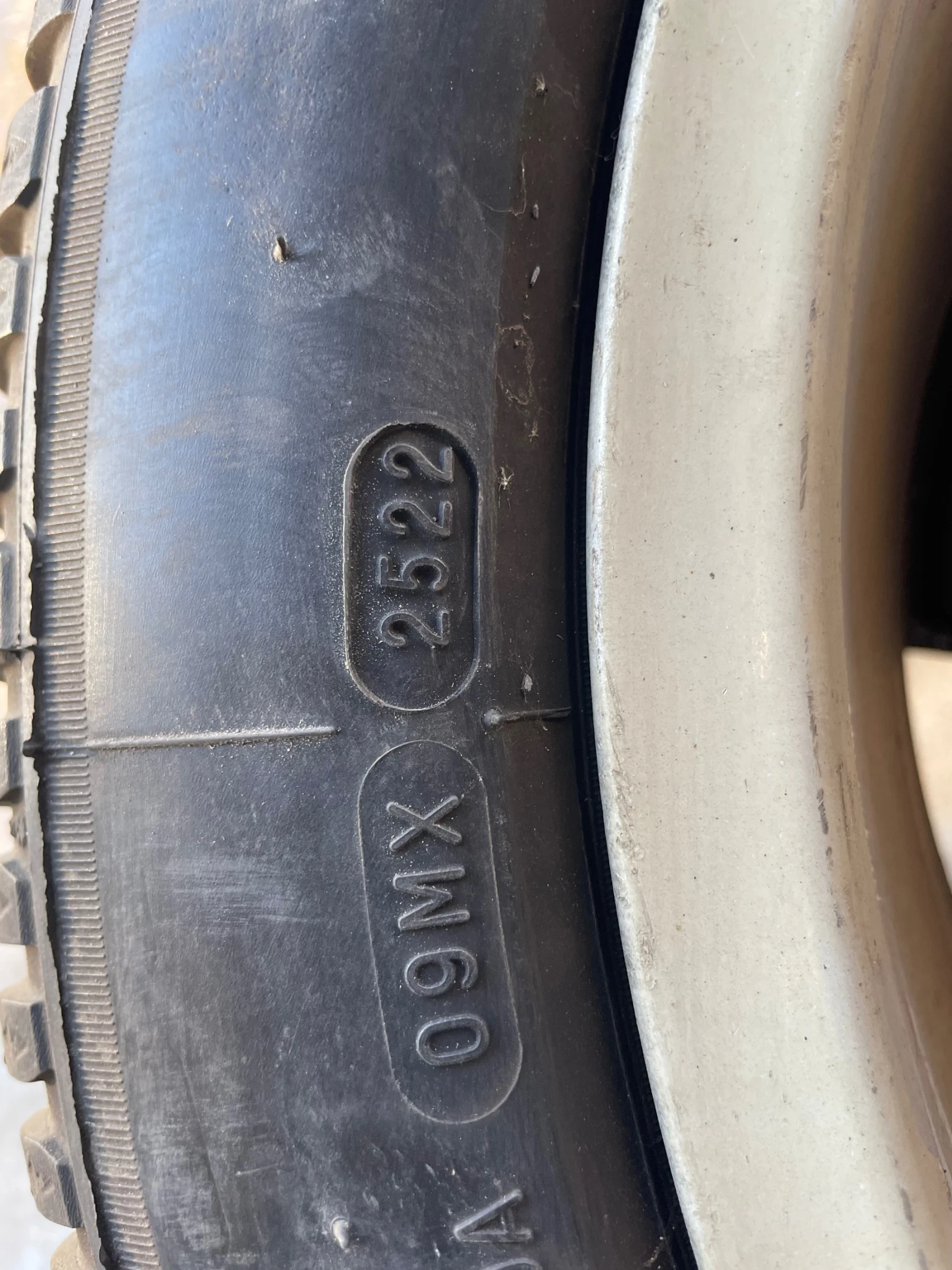 Гуми с джанти BF Goodrich 225/55R17, снимка 3 - Гуми и джанти - 56320607