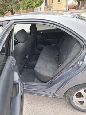 Toyota Avensis, снимка 6