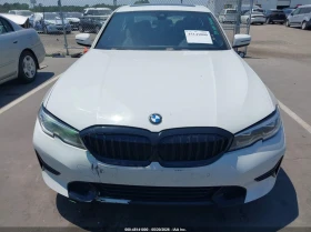 BMW 330 2.0l I xDrive, снимка 12
