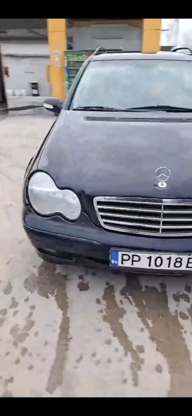 Mercedes-Benz C 180, снимка 4