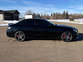 Mercedes-Benz C 63 AMG * АВТО КРЕДИТ* ЦЕНА ДО БГ * СЕРВИЗНА ИСТОРИЯ * , снимка 3 - Автомобили и джипове - 53686076