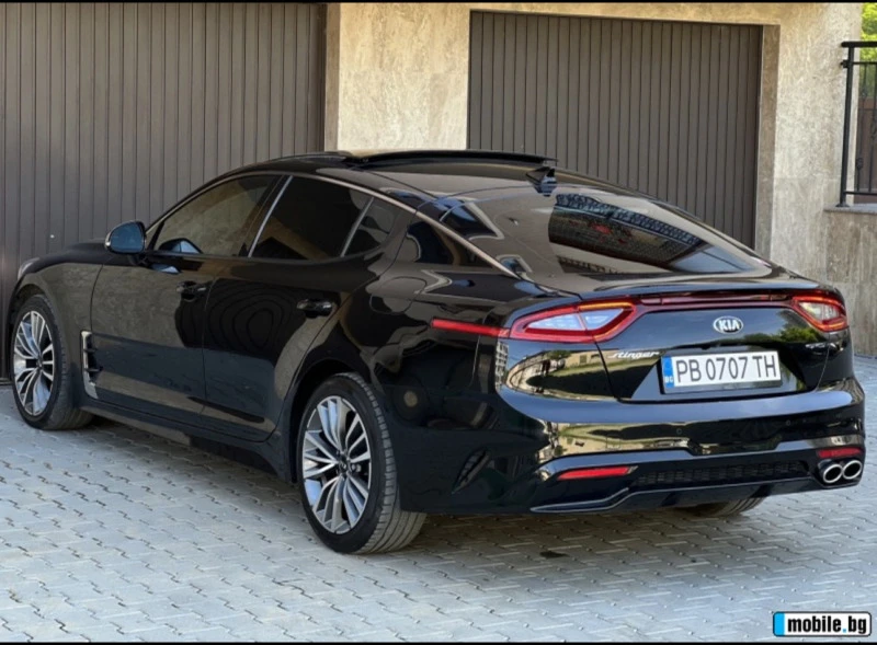 Kia Stinger, снимка 5 - Автомобили и джипове - 47656833