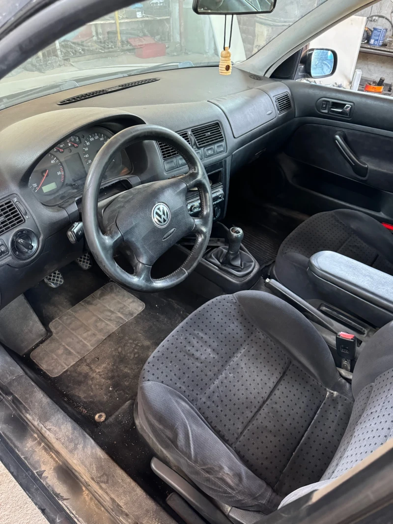 VW Golf, снимка 8 - Автомобили и джипове - 47384398