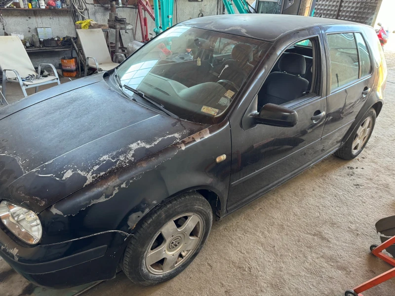 VW Golf, снимка 6 - Автомобили и джипове - 47384398