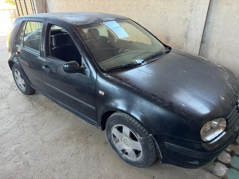 VW Golf, снимка 4 - Автомобили и джипове - 47384398