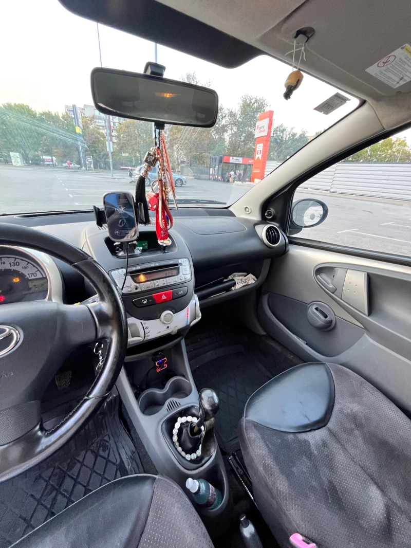 Toyota Aygo, снимка 13 - Автомобили и джипове - 47465234