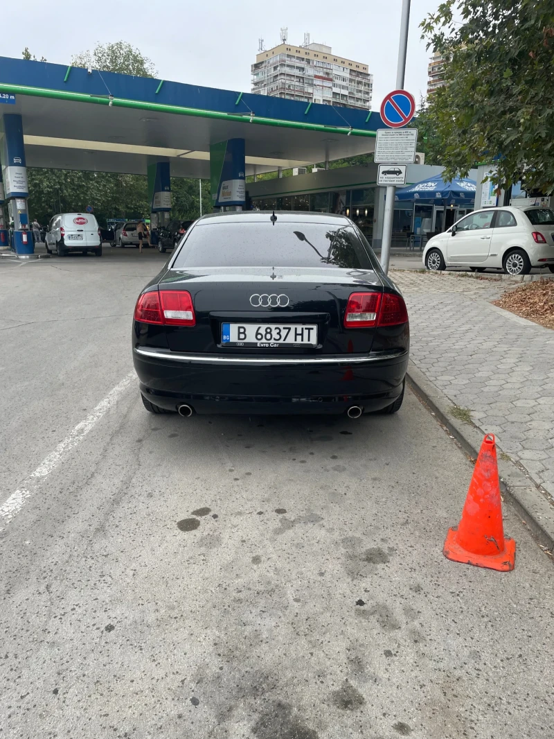 Audi A8 4.2 фси Д3, снимка 2 - Автомобили и джипове - 48423301