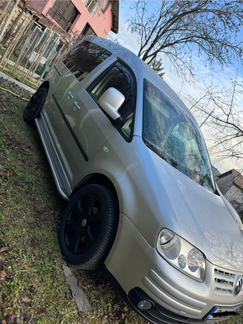 VW Caddy, снимка 5 - Автомобили и джипове - 48591848