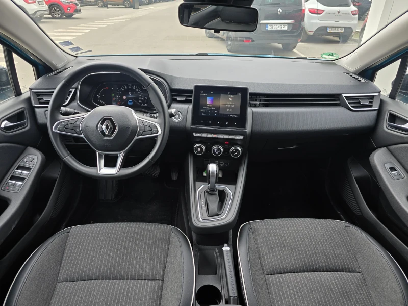 Renault Clio 1.3 Tce Intens, снимка 8 - Автомобили и джипове - 49465342