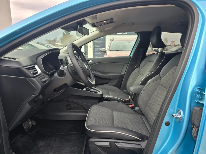 Renault Clio 1.3 Tce Intens, снимка 4 - Автомобили и джипове - 49465342