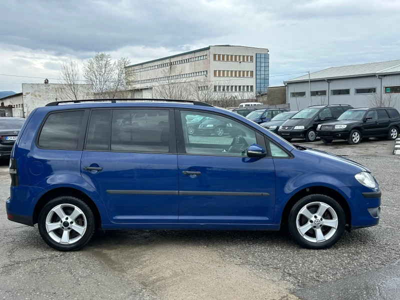 VW Touran 1.9TDI 105ps DSG Facelift 7местен , снимка 8 - Автомобили и джипове - 49535942