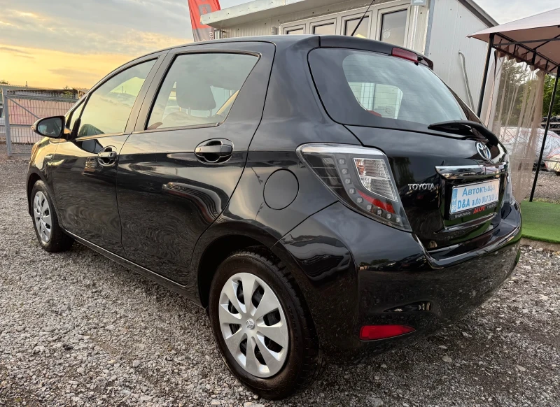 Toyota Yaris 1.5i Автомат Hybrid Швейцария, снимка 6 - Автомобили и джипове - 50583250