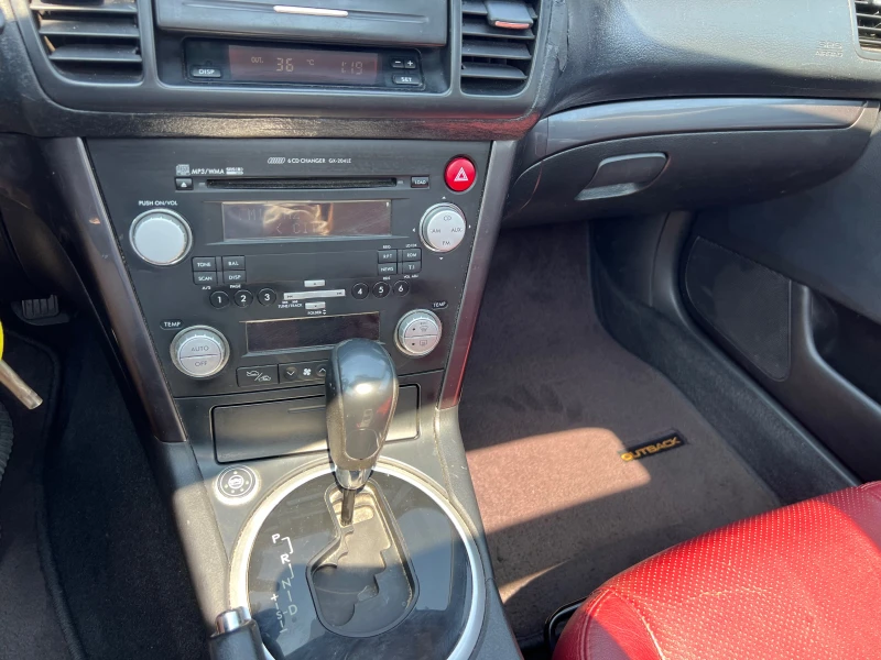 Subaru Outback 2.5 газ.инж., снимка 16 - Автомобили и джипове - 51340204