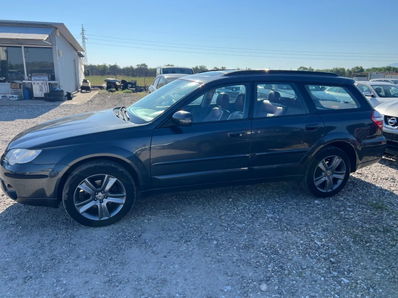 Subaru Outback 2.5 газ.инж., снимка 8 - Автомобили и джипове - 51340204