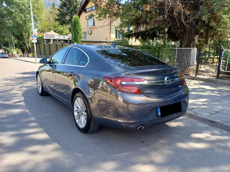 Opel Insignia 2.0CDTI Facelift, снимка 6 - Автомобили и джипове - 52116605