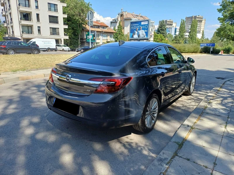 Opel Insignia 2.0CDTI Facelift, снимка 7 - Автомобили и джипове - 52116605